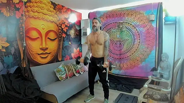 Miguel angeel  online show from 05/28/26, 01:19