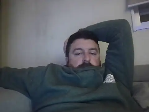 Snapshot of Martoruy chatting on 08/03/26, 01:04 Martoruy online show from 08/03/26, 01:04