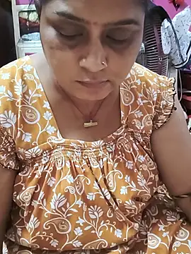 Curvy Jyoti online show from 06/19/26, 04:44