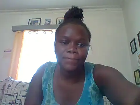 PinkyMonique online show from 06/11/26, 06:00