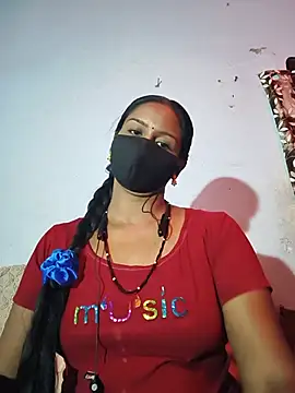 Snapshot of madhushree143 chatting on 06/26/26, 05:45 madhushree143 online show from 06/26/26, 05:45