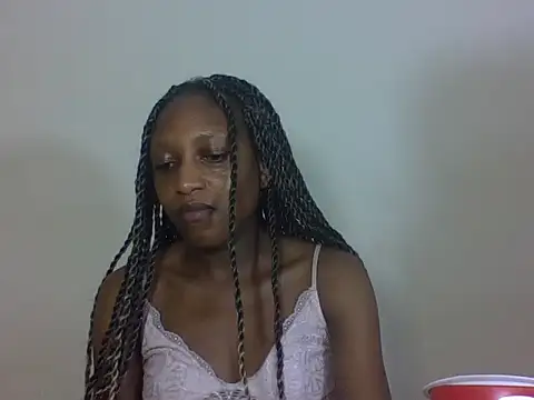 Snapshot of vinsishly chatting on 06/03/26, 04:23 vinsishly online show from 06/03/26, 04:23
