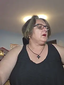 Diana Diafan online show from 05/19/26, 04:57