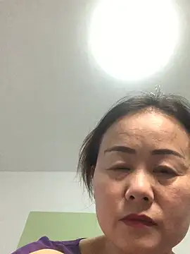 tongfy online show from 06/09/26, 11:11