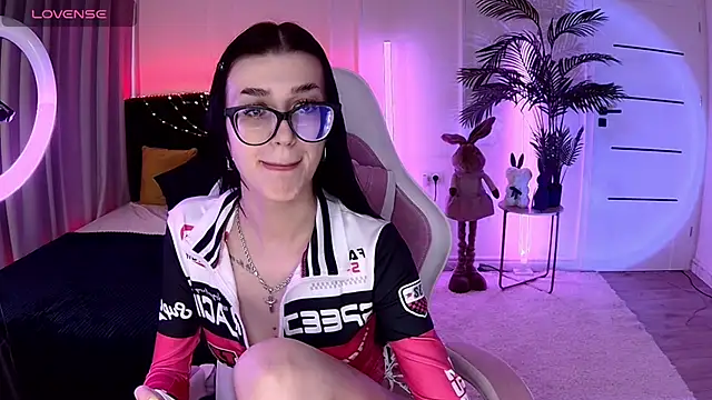Ariella Me online show from 06/25/26, 07:02