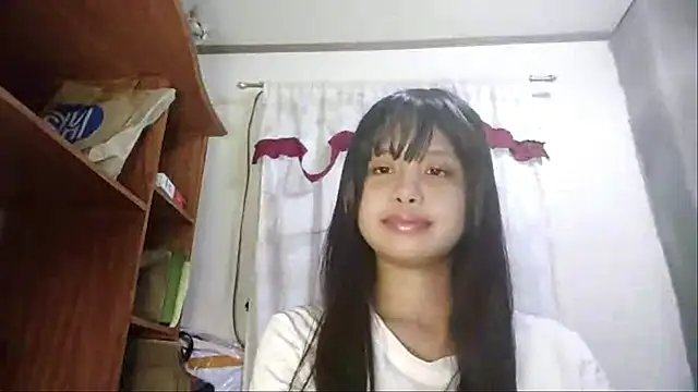 annawicket online show from 05/19/26, 01:28