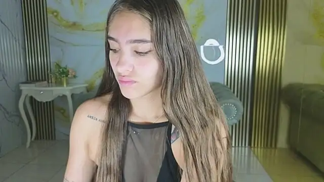 Snapshot of Valeriaa_s chatting on 07/15/26, 12:10 Valeriaa s online show from 07/15/26, 12:10