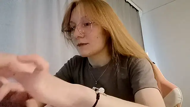 LauraTurber online show from 05/20/26, 03:07