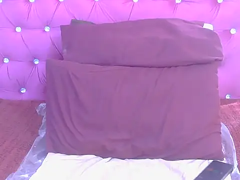 Snapshot of WILD_KITTYxXx chatting on 06/01/26, 10:39 WILD KITTYxXx online show from 06/01/26, 10:39