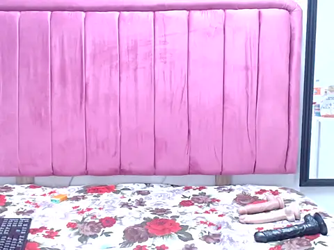 AmberDiamondMMXXX online show from 06/03/26, 02:33