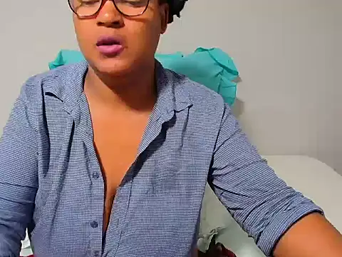 CandyYumsAerolaXX online show from 06/18/26, 07:08