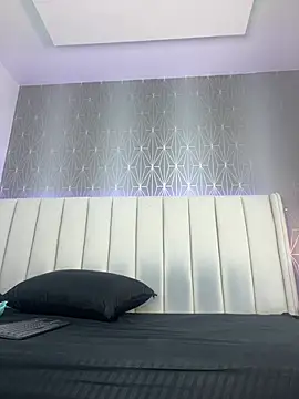 Mia Cartter  online show from 06/12/26, 03:49