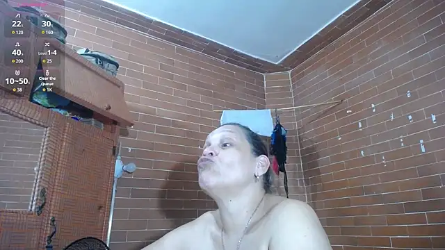 Snapshot of sabag_luchh chatting on 06/19/26, 01:21 sabag luchh online show from 06/19/26, 01:21
