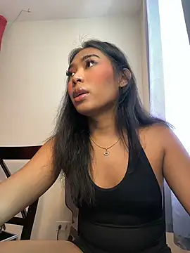 hugecock tamira online show from 06/25/26, 02:33