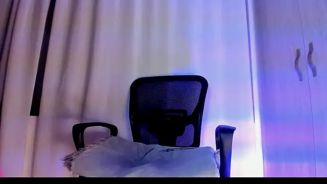  Kevin xxx online show from 04/25/26, 06:16