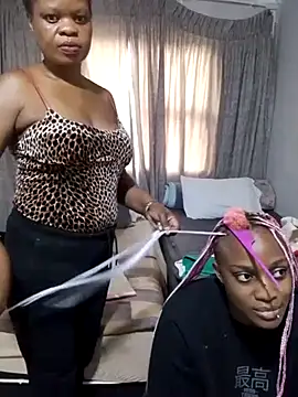 Teecheaa online show from 05/21/26, 02:24