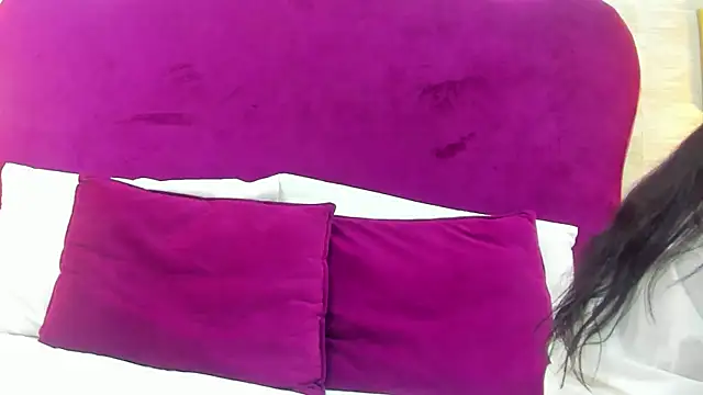 Snapshot of AlexaGill chatting on 06/25/26, 11:59 AlexaGill online show from 06/25/26, 11:59