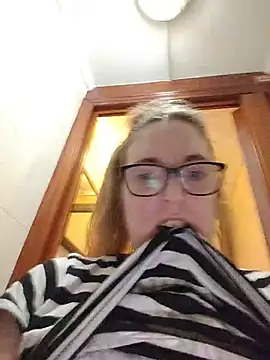 Alexia69812 online show from 07/08/26, 05:17