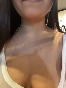 Snapshot of maria_lunag chatting on 06/21/26, 03:09 maria lunag online show from 06/21/26, 03:09