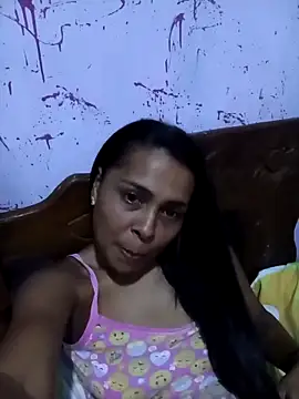 Snapshot of TuGatica_sexy chatting on 06/17/26, 02:25 TuGatica sexy online show from 06/17/26, 02:25
