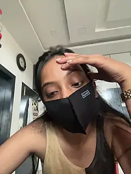 Snapshot of livia_dolls chatting on 06/02/26, 10:39 livia dolls online show from 06/02/26, 10:39