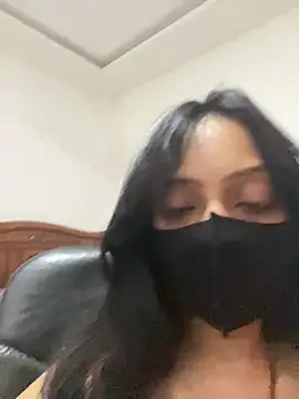 Snapshot of livia_dolls chatting on 06/06/26, 10:47 livia dolls online show from 06/06/26, 10:47