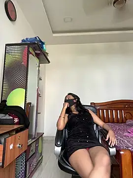 Snapshot of livia_dolls chatting on 06/12/26, 10:25 livia dolls online show from 06/12/26, 10:25