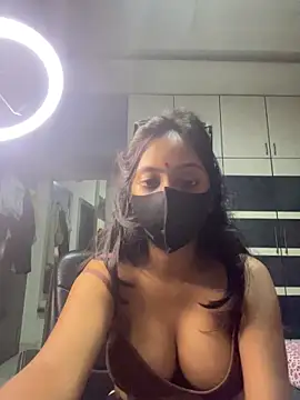 Snapshot of livia_dolls chatting on 06/19/26, 10:46 livia dolls online show from 06/19/26, 10:46