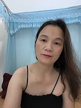 Snapshot of Lye_lovely chatting on 06/08/26, 01:00 Lye lovely online show from 06/08/26, 01:00