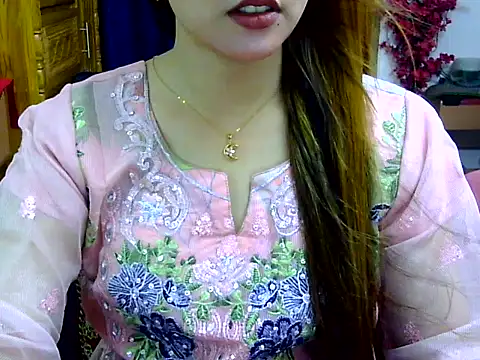 Snapshot of Adiba_Obu_20 chatting on 06/07/26, 11:14 Adiba Obu 20 online show from 06/07/26, 11:14