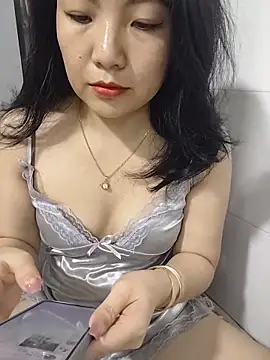 Snapshot of Myry_sweet chatting on 06/22/26, 03:09 Myry sweet online show from 06/22/26, 03:09