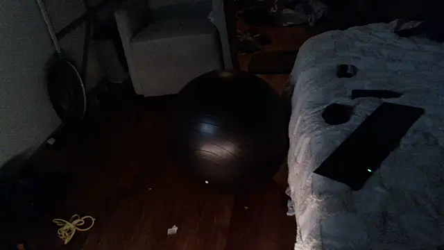 Clevername90 online show from 12/19/25, 09:27