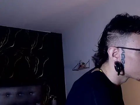 Snapshot of Ryan_Owenss chatting on 06/27/26, 03:55 Ryan Owenss online show from 06/27/26, 03:55