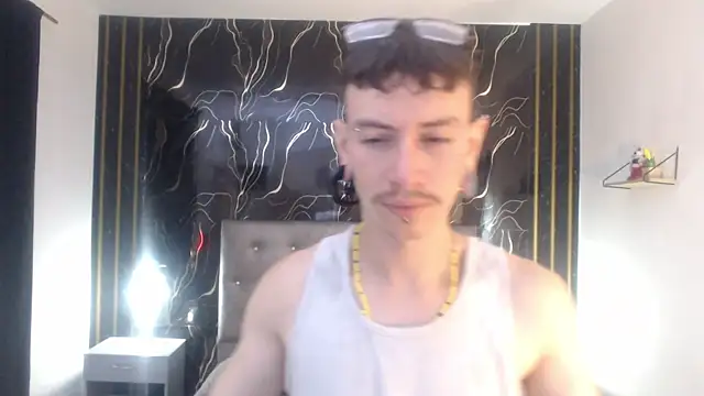 Snapshot of Ryan_Owenss chatting on 07/04/26, 03:56 Ryan Owenss online show from 07/04/26, 03:56