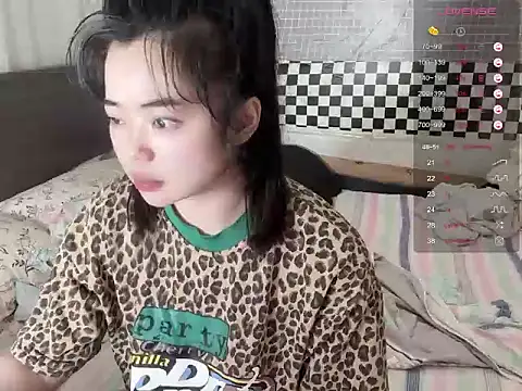 Snapshot of Lili-0521 chatting on 06/06/26, 06:56 Lili-0521 online show from 06/06/26, 06:56