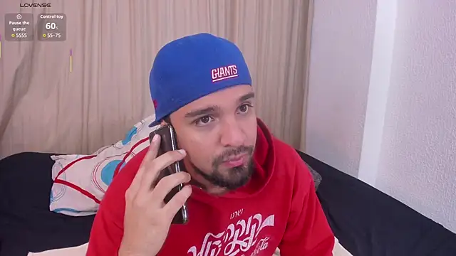 Snapshot of max_ed chatting on 07/03/26, 11:38 max ed online show from 07/03/26, 11:38
