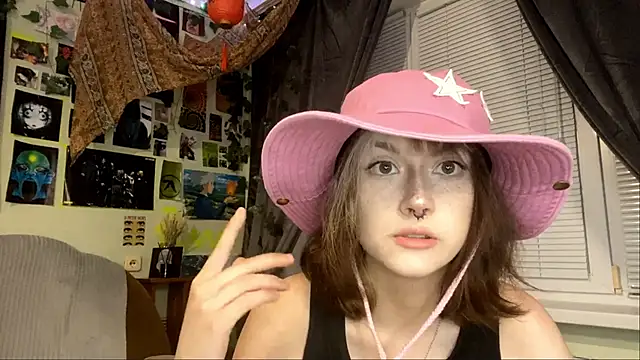 Snapshot of YourFavoriteAltgirl chatting on 05/21/26, 09:33 YourFavoriteAltgirl online show from 05/21/26, 09:33