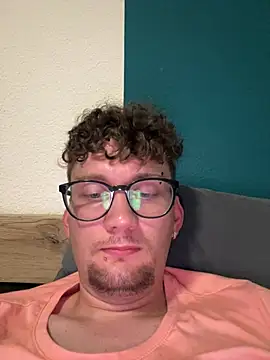 Stefan4513 online show from 07/03/26, 06:58