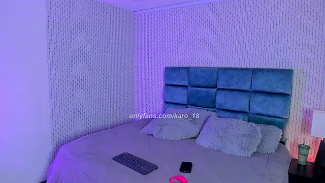 Karoline Jones18 online show from 05/24/26, 10:26