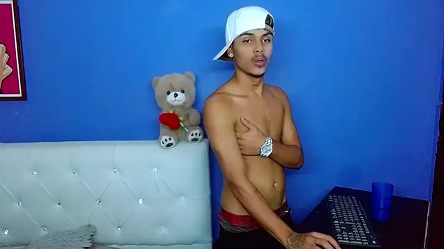 Angel foxc13 online show from 06/13/26, 04:43