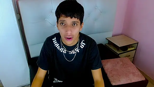 jl brayan12 online show from 06/08/26, 03:29