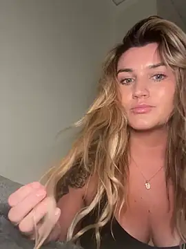 thebeachyblonde online show from 07/14/26, 01:19