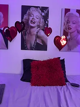 Snapshot of SofiaVitali_ chatting on 06/12/26, 11:20 SofiaVitali online show from 06/12/26, 11:20