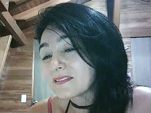 Anlly garcia002 online show from 06/04/26, 11:44