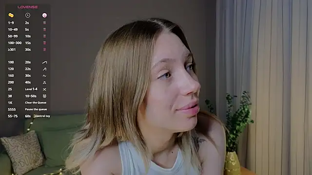 BlondeKelly online show from 06/30/26, 07:26