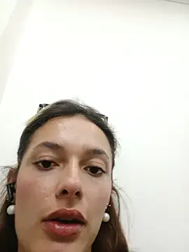 Snapshot of karenarango chatting on 06/02/26, 03:58 karenarango online show from 06/02/26, 03:58