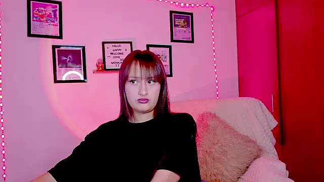 Snapshot of Natha_Ramirez chatting on 06/29/26, 11:49 Natha Ramirez online show from 06/29/26, 11:49