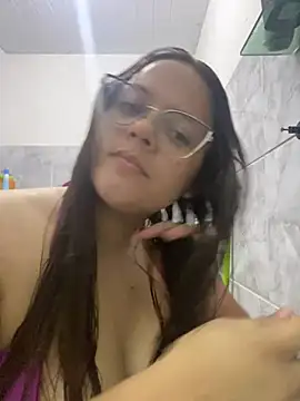 Laryssinha 69 online show from 06/12/26, 04:28