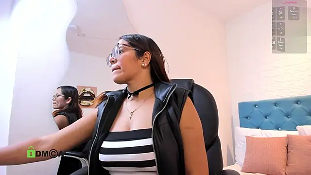zairawatson online show from 07/13/26, 01:52