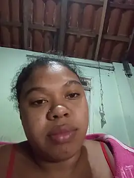 Snapshot of mygatinha69 chatting on 06/04/26, 03:23 mygatinha69 online show from 06/04/26, 03:23
